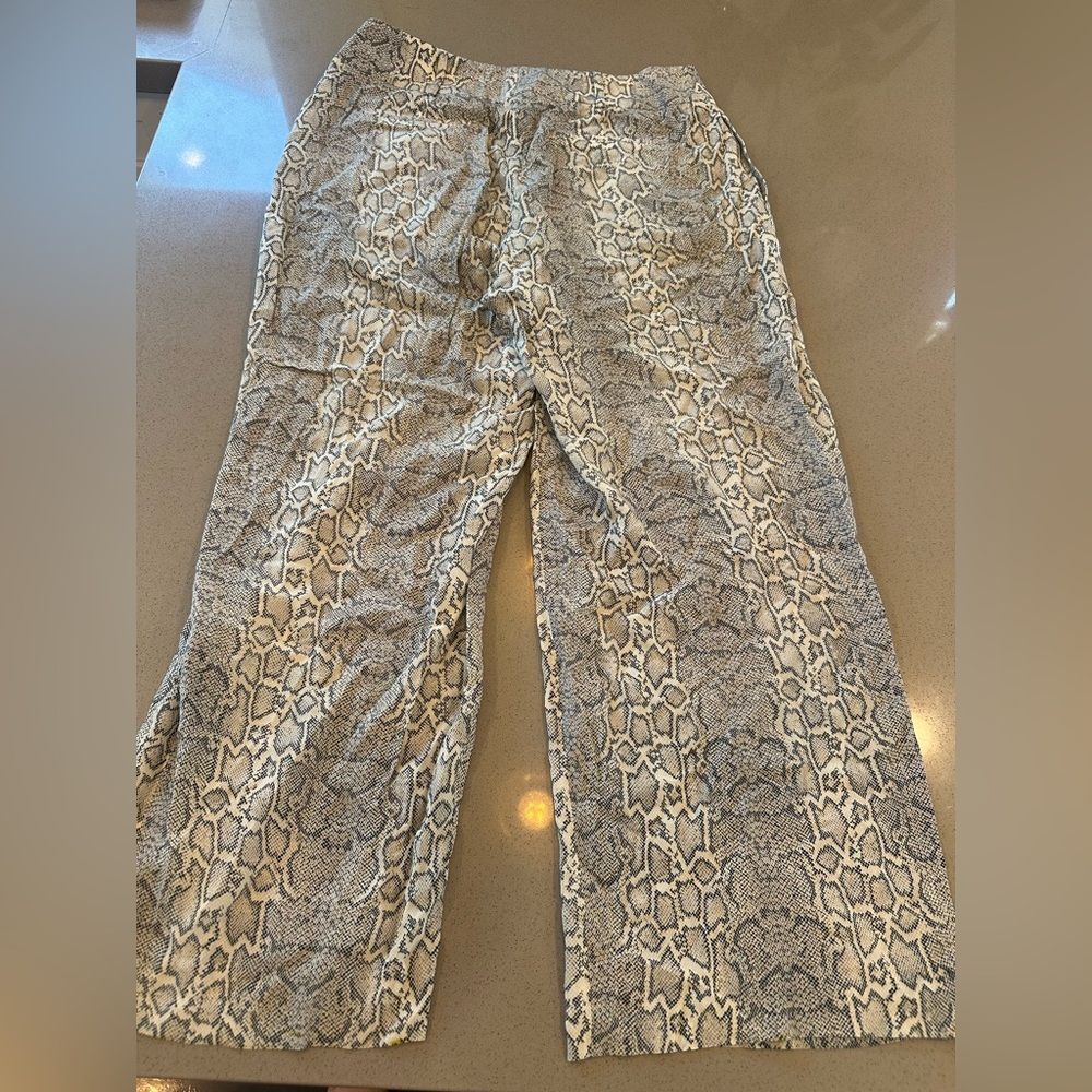 Elie Tahari Snake Print Women's Size 8 - Picture 2 of 12